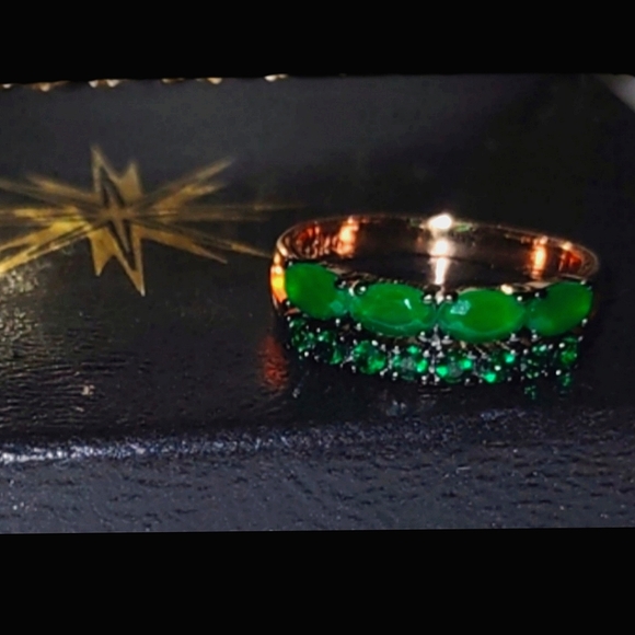 Green Opals Fashion Ring - Picture 6 of 14